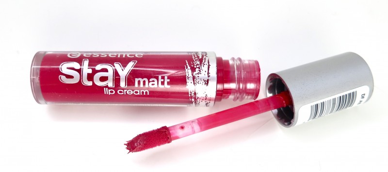 essence-stay-matt-02-smooth-berry