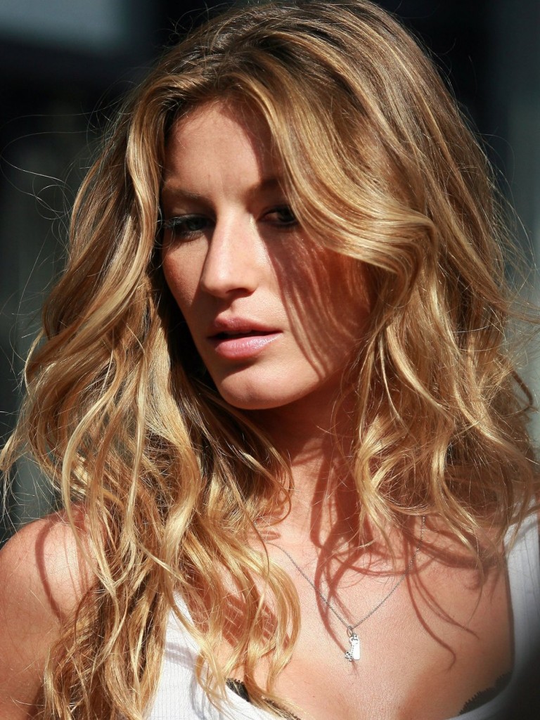 Gisele Bündchen è la regina dei capelli da spiaggia!