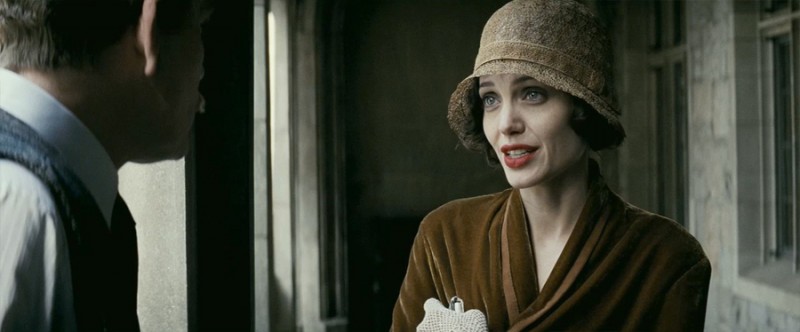 Intensissima Angelina Jolie in Changeling, ambientato negli anni '30