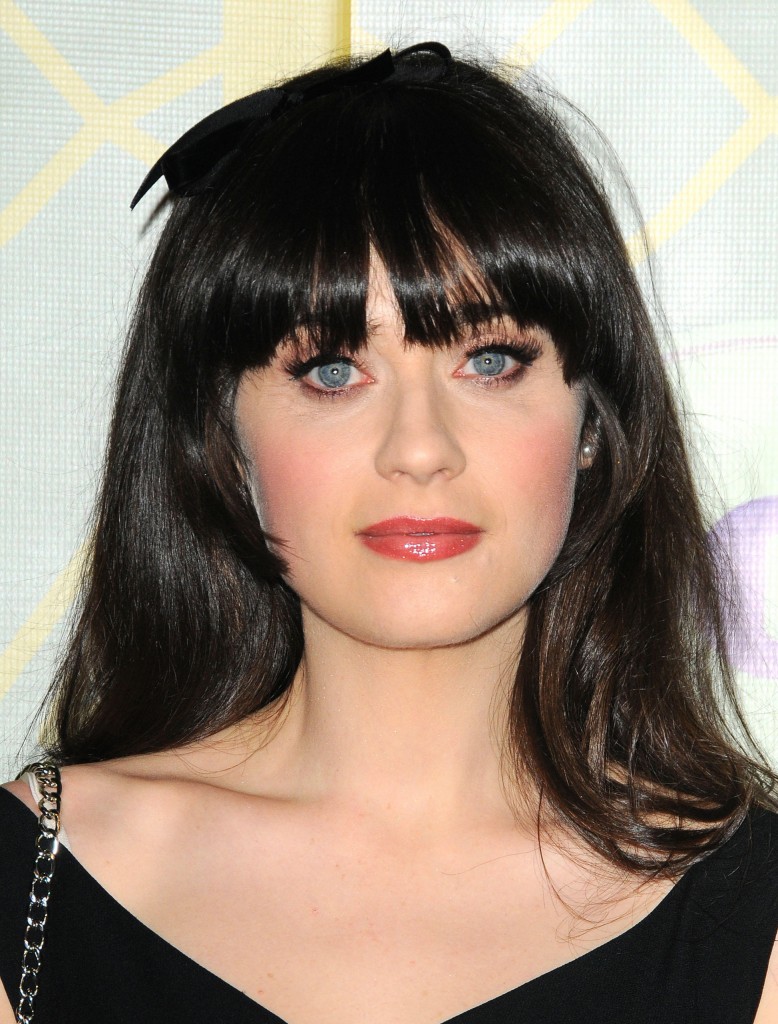 clio_Jan-08-FOX-All-Star-Party-zooey-deschanel-28361314-1947-2560