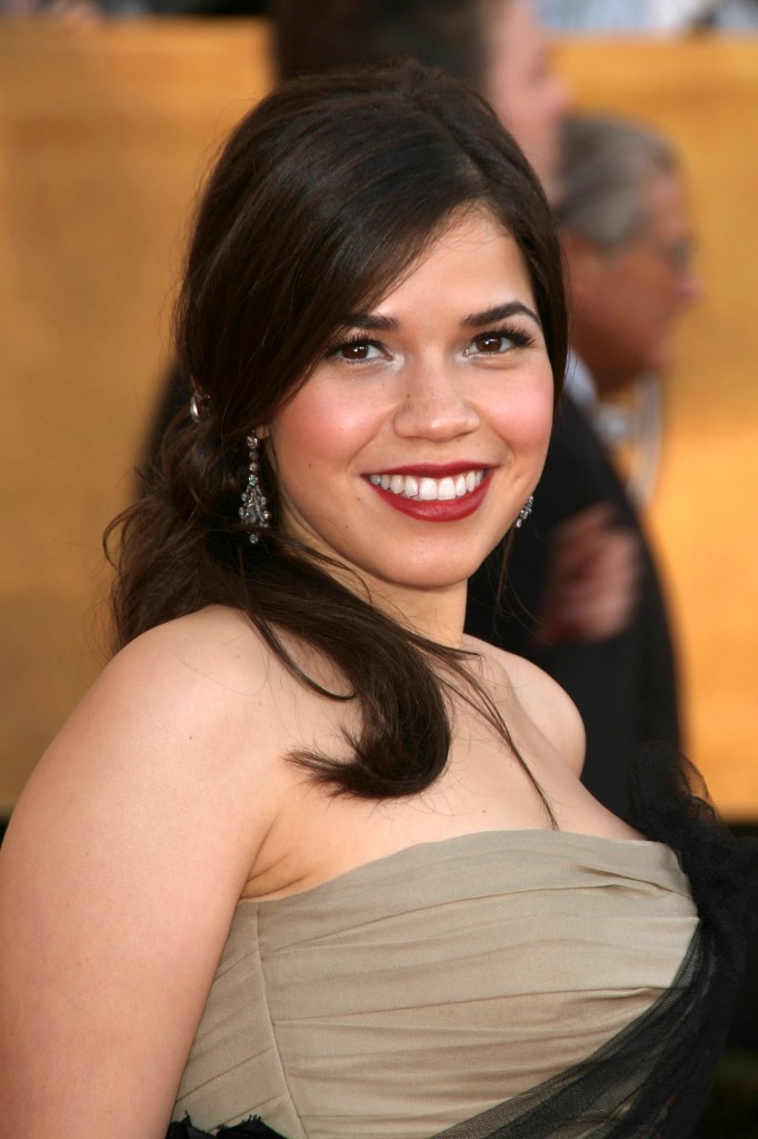 AmericaFerrera--15th-Annual-SAG-Awards_Vettri.Net-26