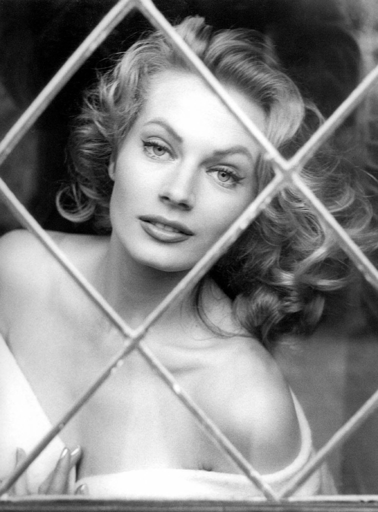 10-anita-ekberg