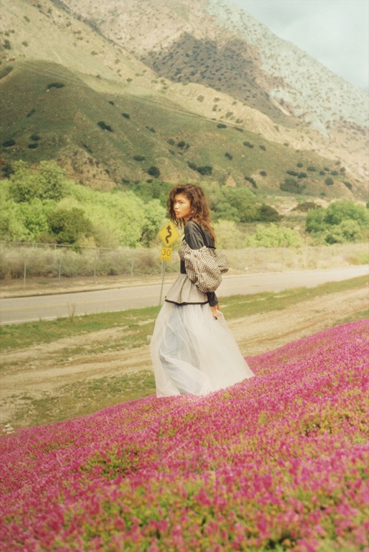 ClioMakeUp-zendaya-copertina-scandalo-wonderland-9