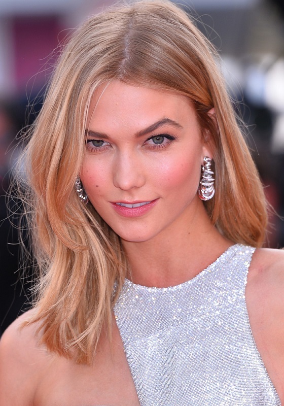 ClioMakeUp-coolspotting-karlie-kloss-top-model-pelle-luminosa-copertina