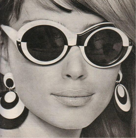 1960s-210op-art-sunglasses-earrings