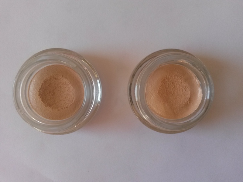 ClioMakeUp-recensione-essence-soft-touch-mousse-concealer-macro