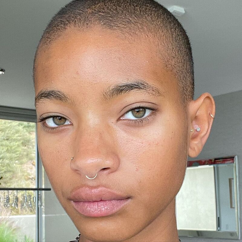 cliomakeup-piercing-orecchio-helix-willow-smith