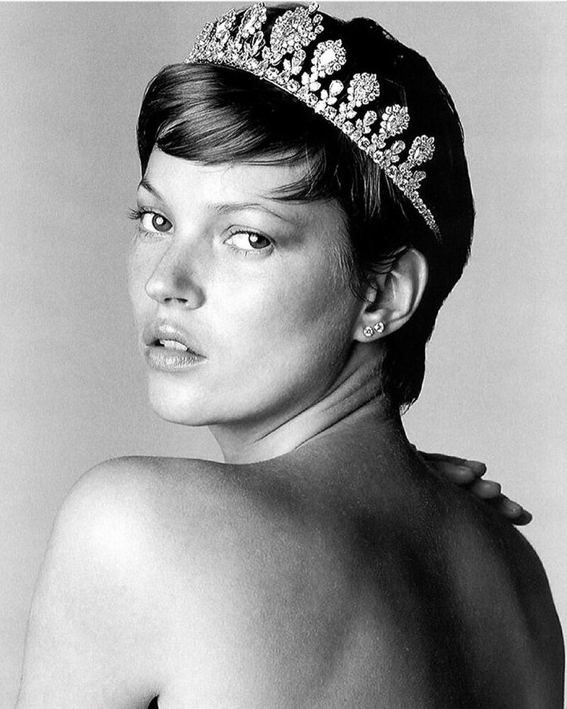 cliomakeup-piercing-orecchio-upperlobe-kate-moss