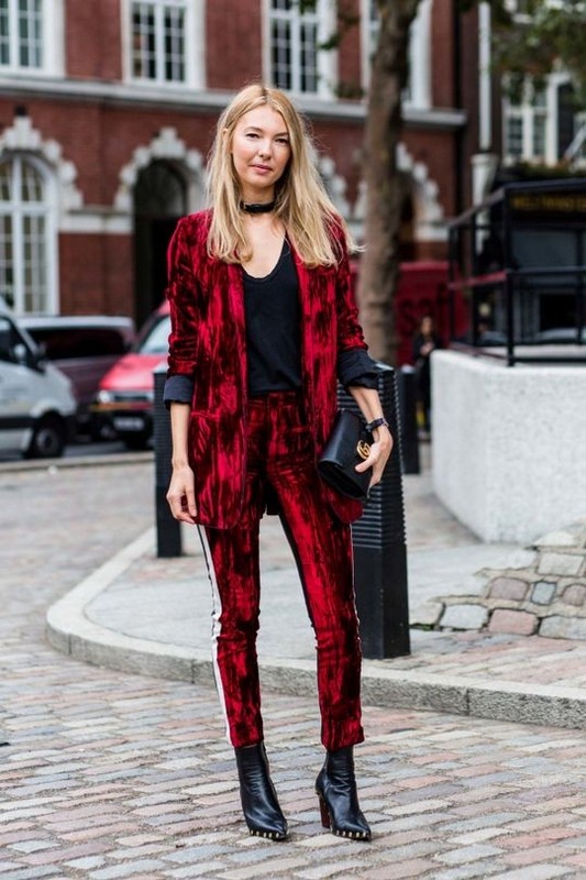 ClioMakeUp-street-style-fashion-week-londra-completo-velvet