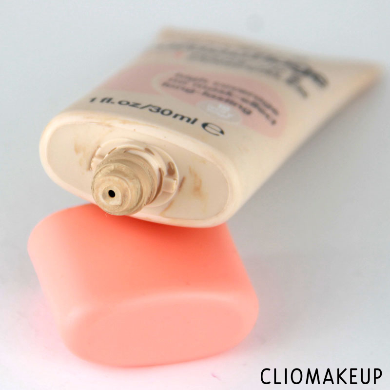 cliomakeup-recensione-fondotinta-camouflage-2-in-1-make-up-e-concealer-essence-3