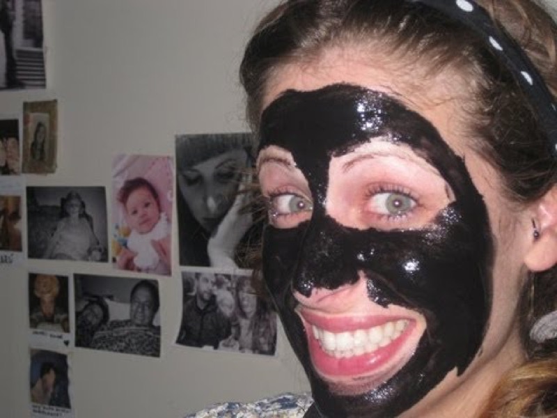 ClioMakeUp-black-mask-punti-neri-maschera-nera-funziona-opinioni-recensioni-ingredienti-fai-da-te-4