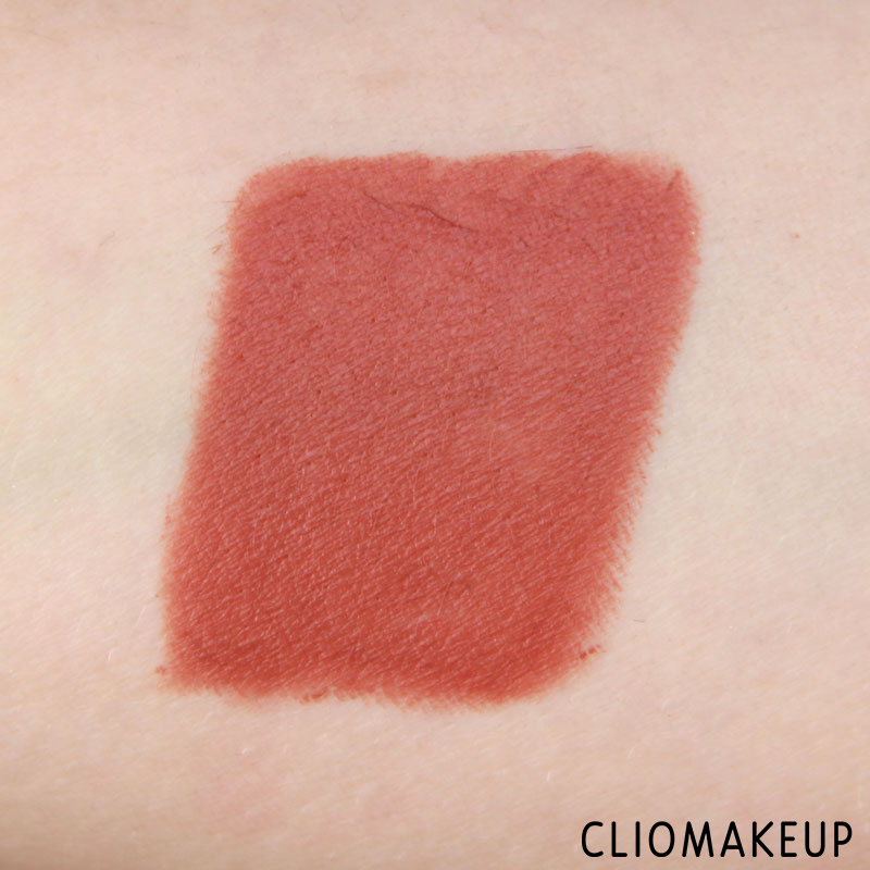 cliomakeup-recensione-rossetti-color-drama-maybelline-10