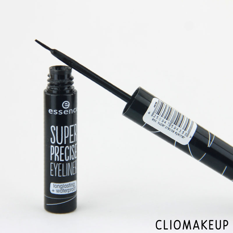 cliomakeup-recensione-super-precise-eyeliner-essence-3