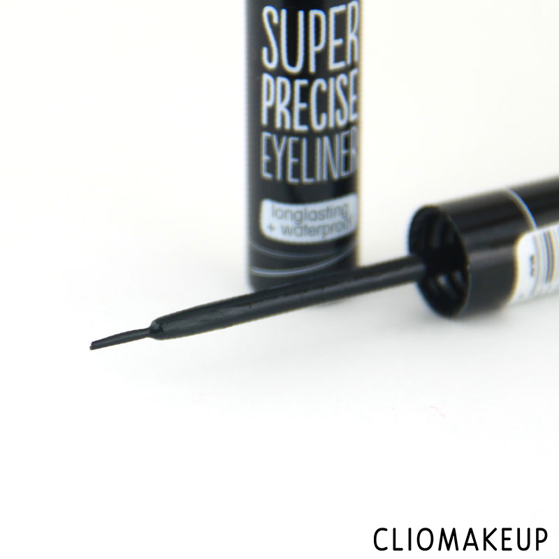 cliomakeup-recensione-super-precise-eyeliner-essence-4