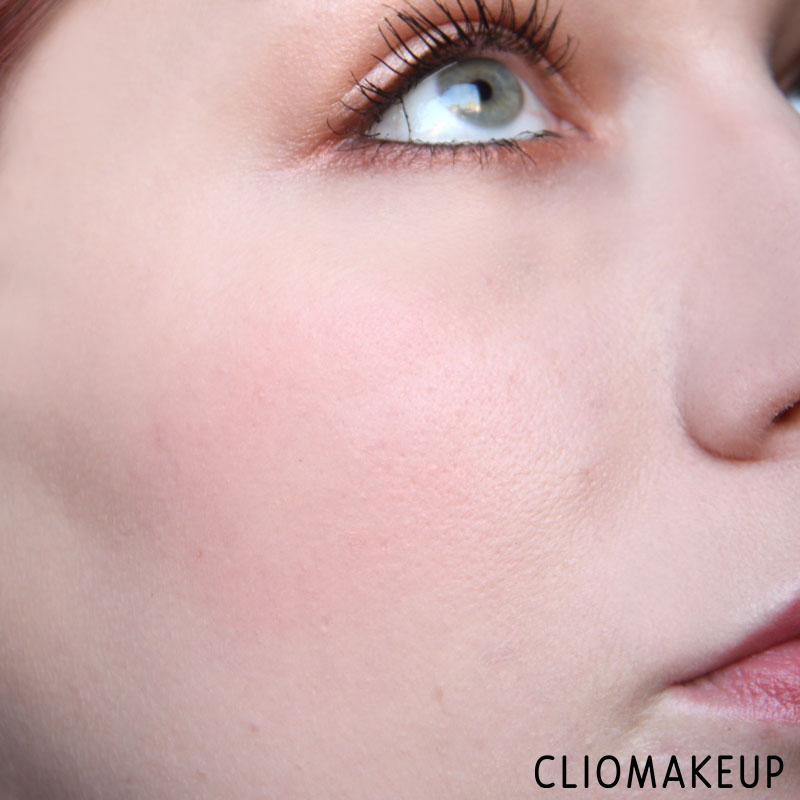 cliomakeup-recensione-cushion-powder-blush-essence-13