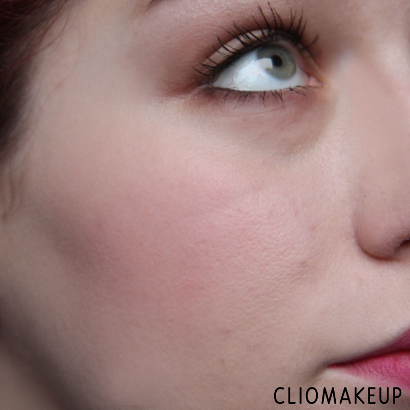 cliomakeup-recensione-cushion-powder-blush-essence-15