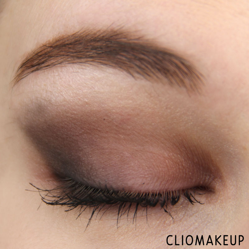 cliomakeup-recensione-illuminating-eyeshadow-base-essence-12