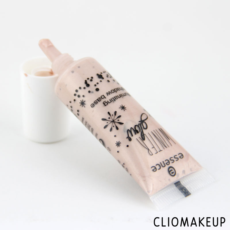 cliomakeup-recensione-illuminating-eyeshadow-base-essence-2