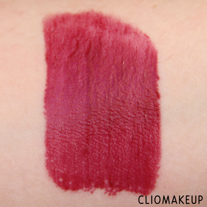 cliomakeup-recensione-lipgloss-lip-cushion-catrice-10