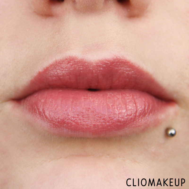 cliomakeup-recensione-lipgloss-lip-cushion-catrice-14