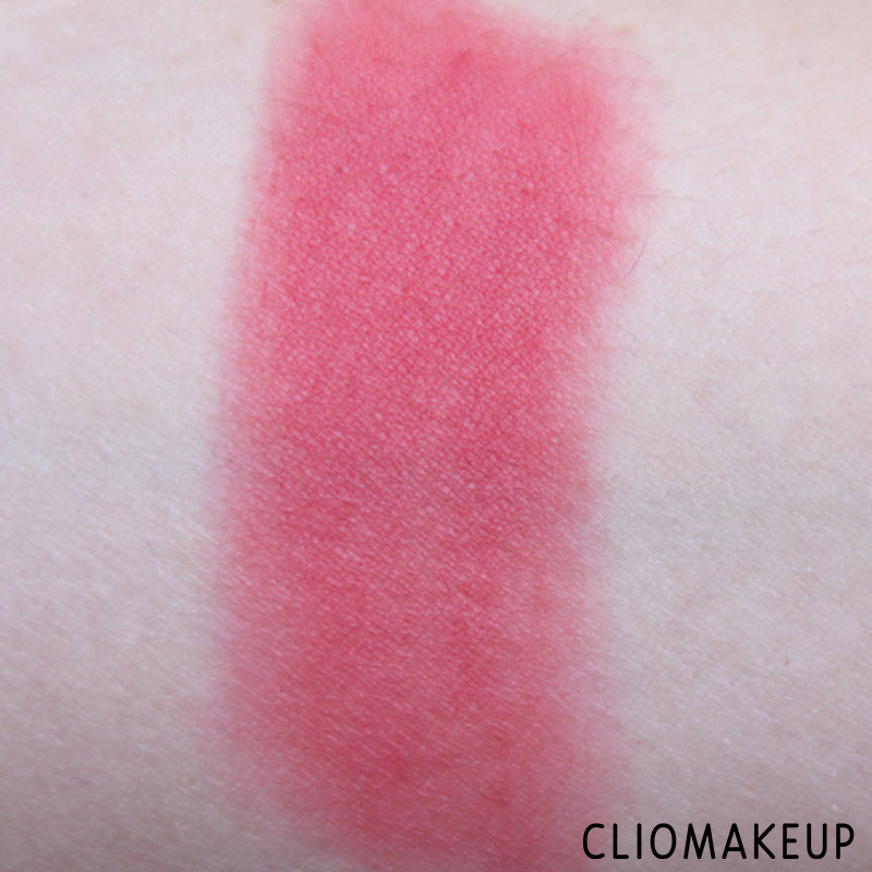 cliomakeup-recensione-rossetti-cushion-powder-lipstick-essence-5