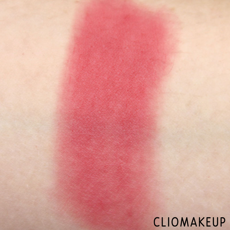 cliomakeup-recensione-rossetti-cushion-powder-lipstick-essence-6