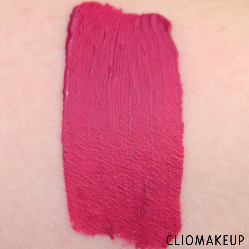 cliomakeup-recensione-rossetti-fluid-velvet-mat-lipstick-deborah-10