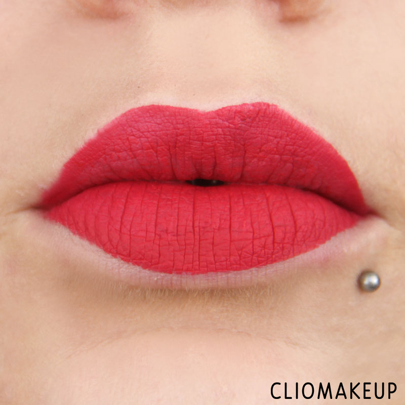 cliomakeup-recensione-rossetti-fluid-velvet-mat-lipstick-deborah-14