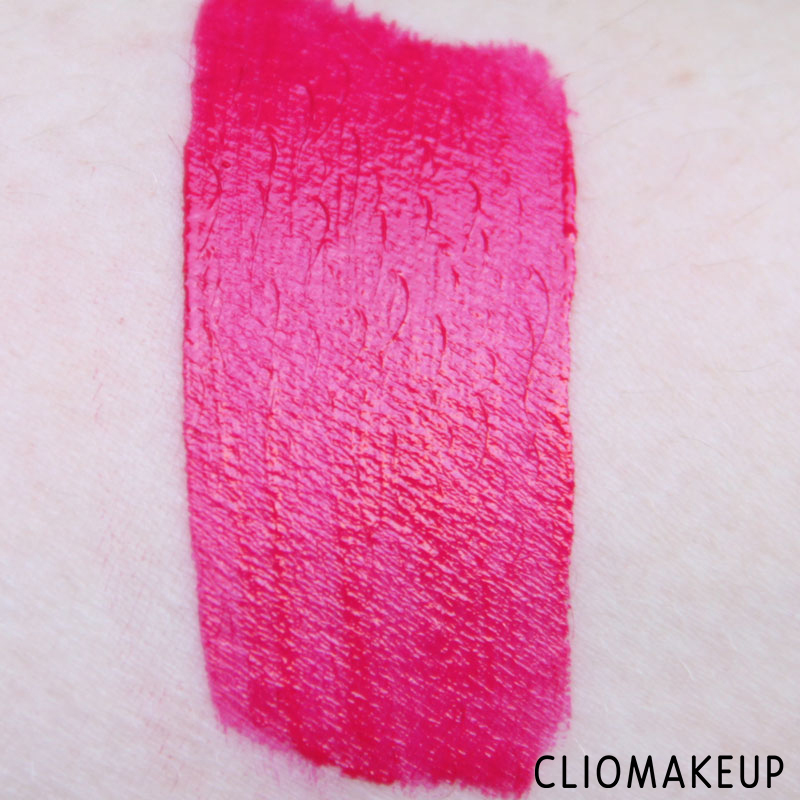 cliomakeup-recensione-rossetti-fluid-velvet-mat-lipstick-deborah-7