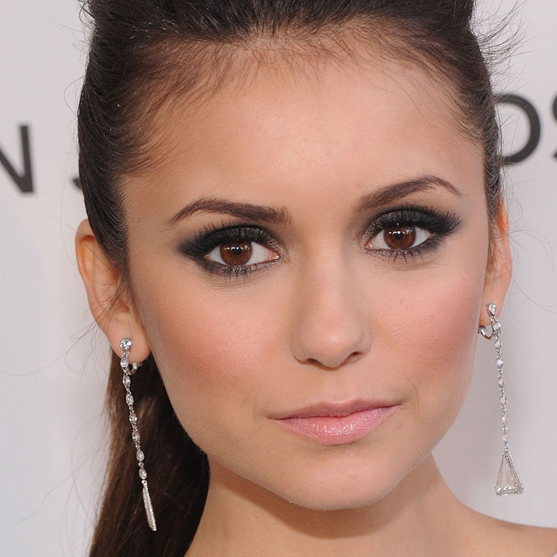 cliomakeup-migliori-ombretti-neri-1-nina-dobrev