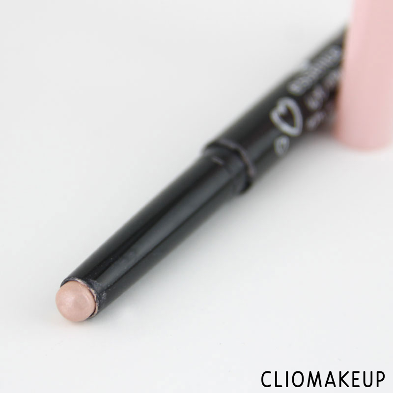 cliomakeup-recensione-we-are-amazing-creamy-eyeshadow-essence-3