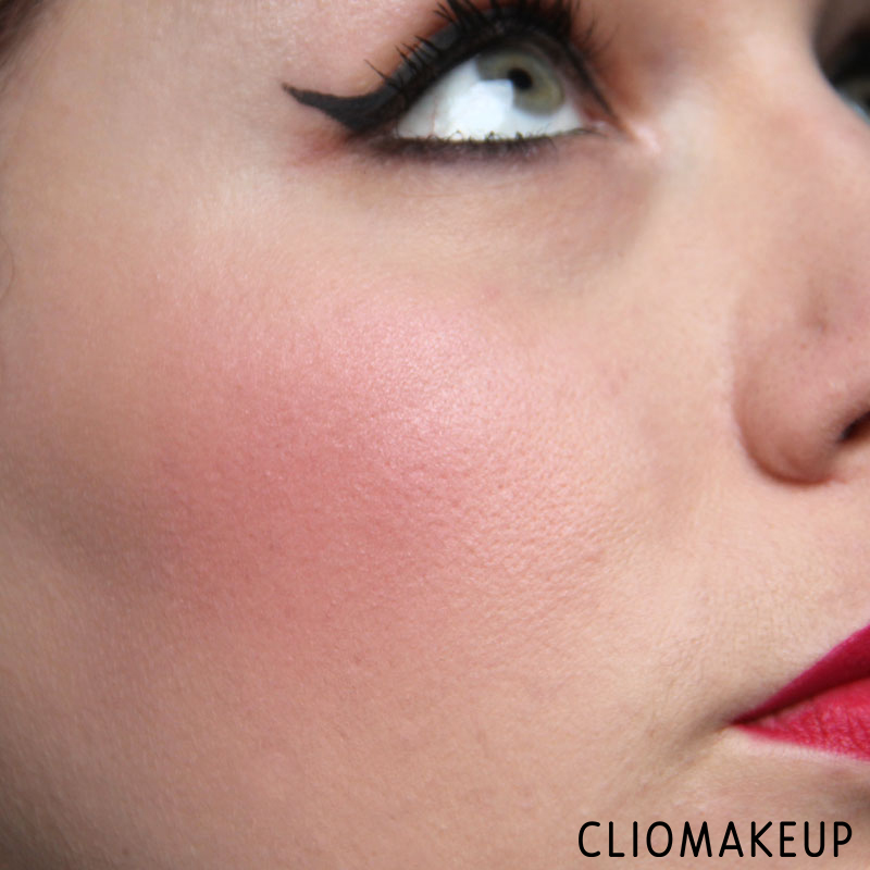 cliomakeup-recensione-we-are-awsome-multicolour-blush-essence-12