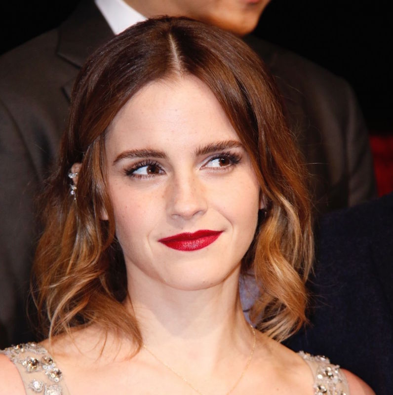 ClioMakeUp-Emma-Watson-prodotti-make-up-beauty-bio-eco-sostenibili-etico-press-tour-beauty-beast-bella-bestia-trucchi-shangai