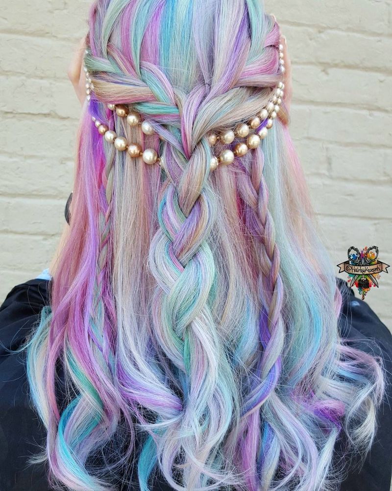 ClioMakeUp-trend-unicorn-mania-unicorni-capelli-acconciature-prodotti-tinte-makeup-illuminanti-accessori-22