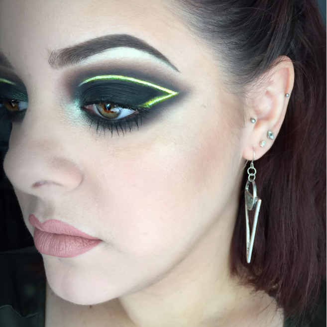 Cliomakeup-Neon-make-up-14