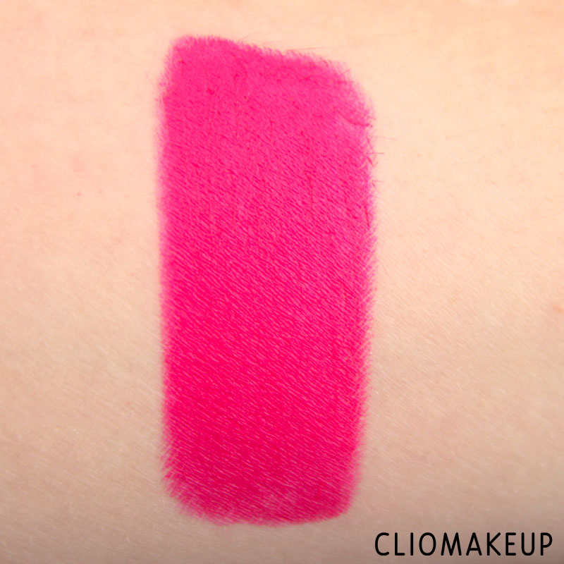 cliomakeup-recensione-rossetti-colour-rocker-mac-cosmetics-6