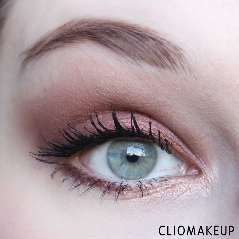 cliomakeup-recensione-volume-stylist-18h-curl-and-hold-mascara-essence-13