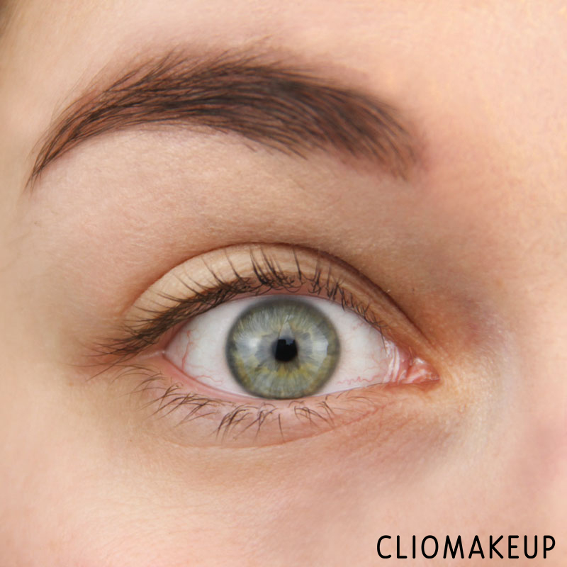 cliomakeup-recensione-volume-stylist-18h-curl-and-hold-mascara-essence-8