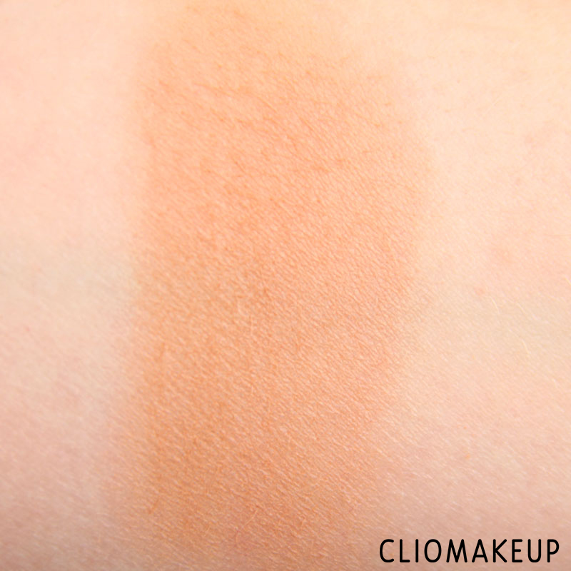 cliomakeup-recensione-luminous-matt-bronzing-powder-essence-6