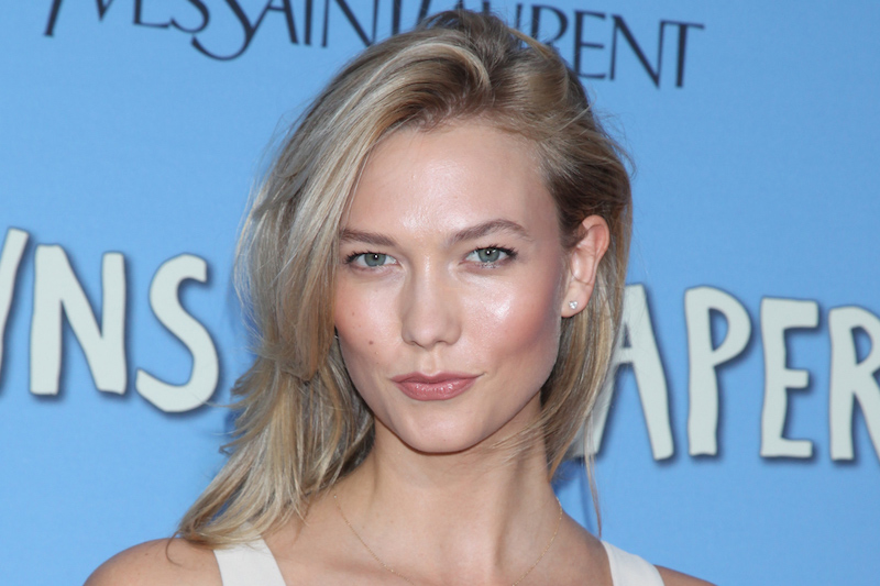 cliomakeup-come-sorridere-in-foto-14-karlie-kloss