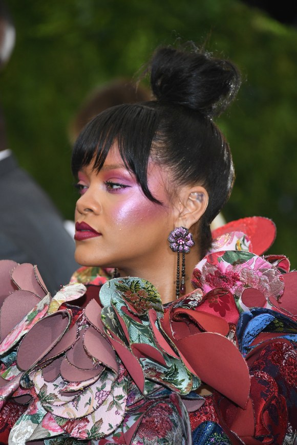 cliomakeup-migliori-make-up-met-gala-10-rihanna