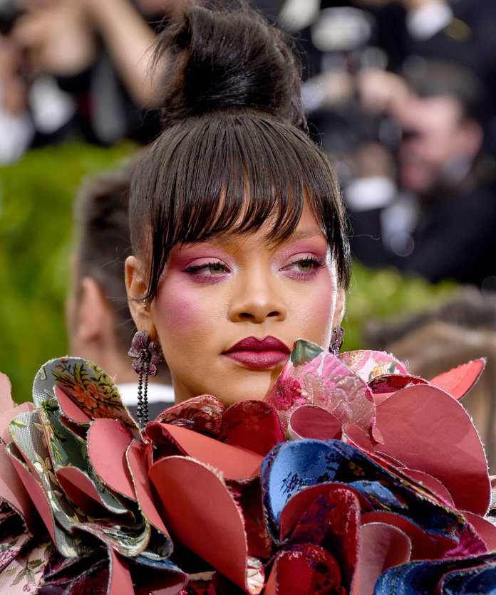  cliomakeup-migliori-make-up-met-gala-11-rihanna.jpeg