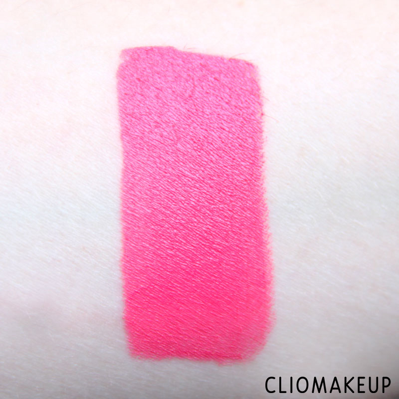 cliomakeup-recensione-rossetti-life-is-a-festival-essence-5