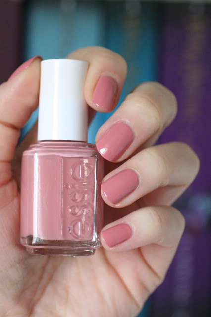 cliomakeup-smalti-essie-9-eternal-optimist