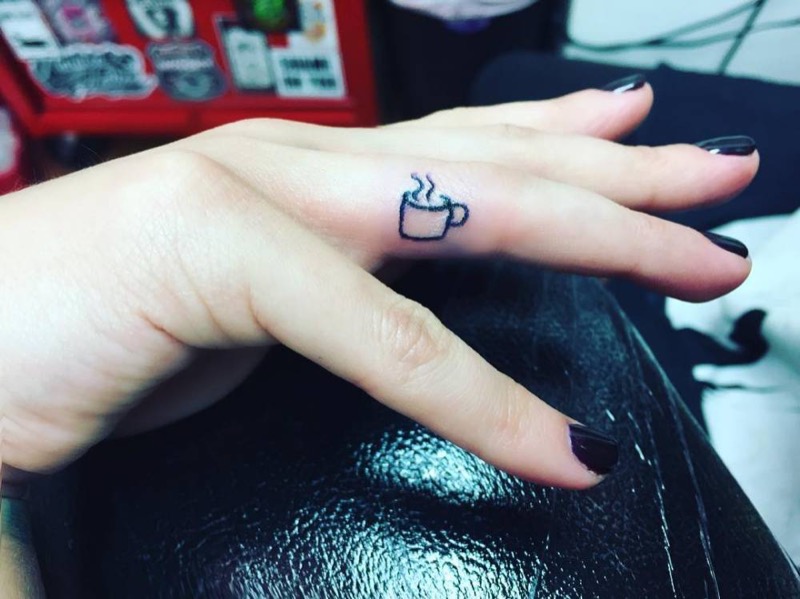 ClioMakeUp-tatuaggi-piccoli-celebrity-idee-mini-tattoo-11