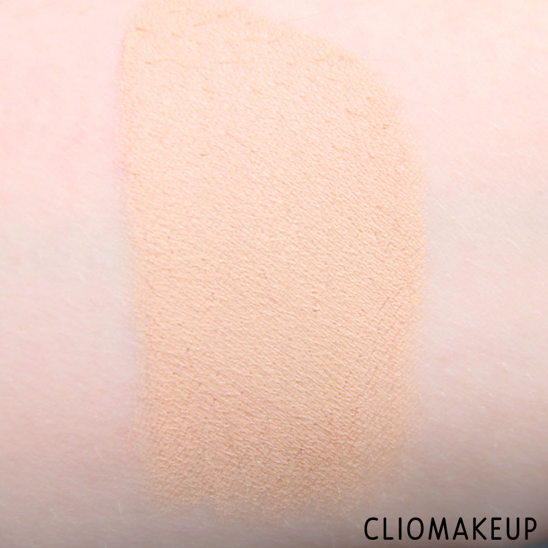 cliomakeup-recensione-correttore-concealer-solution-high-coverage-debby-5