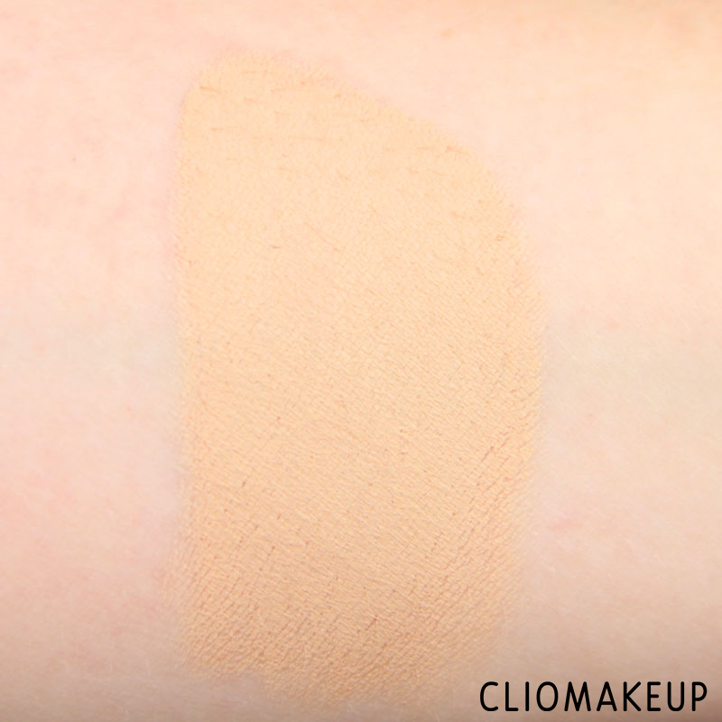 cliomakeup-recensione-correttore-concealer-solution-high-coverage-debby-6