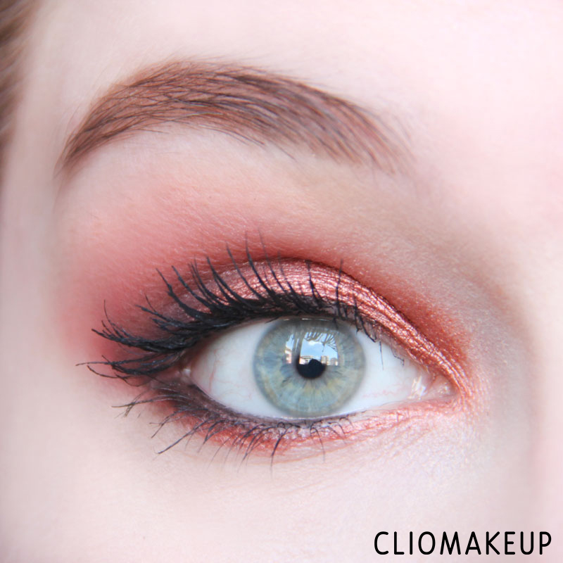 cliomakeup-recensione-ombretti-cremosi-vivid-brights-cream-color-nyx-cosmetics-15