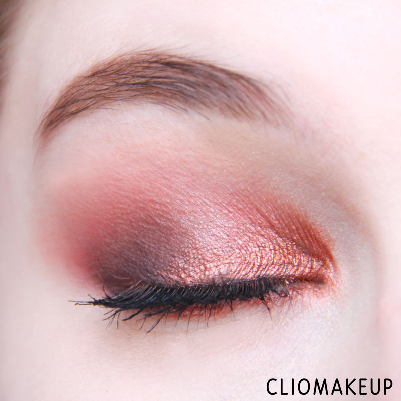 cliomakeup-recensione-ombretti-cremosi-vivid-brights-cream-color-nyx-cosmetics-17