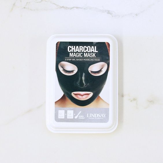 cliomakeup-rubber-mask-9-carbone